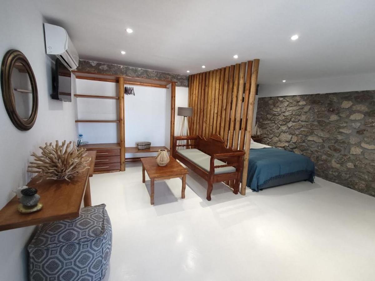 Pýrgos Woodstone Studios & Apartments Santorini المظهر الخارجي الصورة