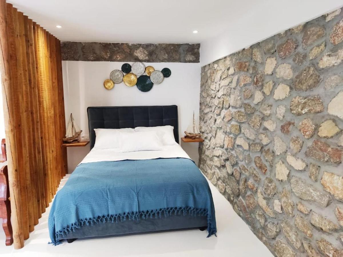 Pýrgos Woodstone Studios & Apartments Santorini المظهر الخارجي الصورة