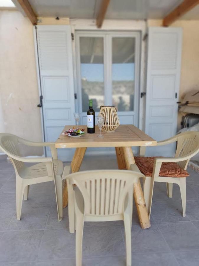 Pýrgos Woodstone Studios & Apartments Santorini المظهر الخارجي الصورة