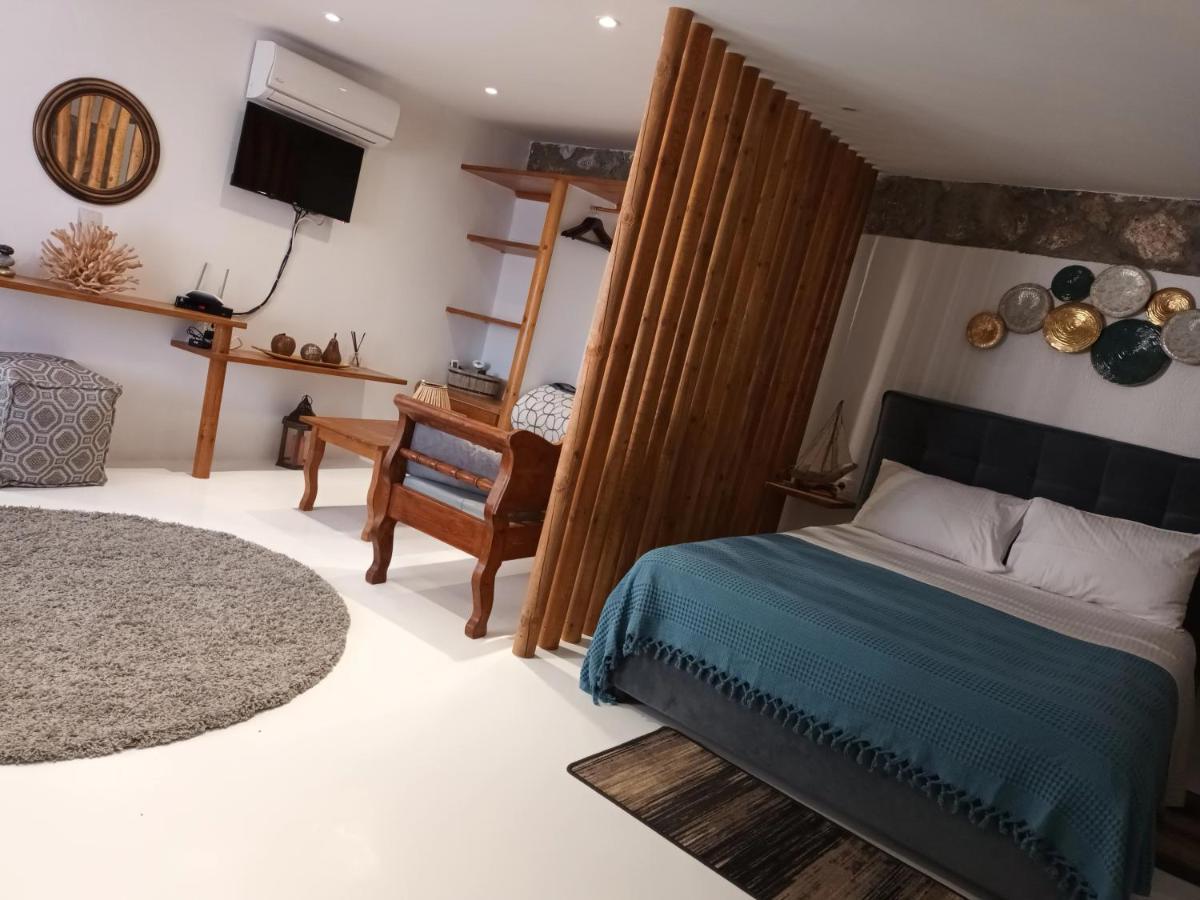 Pýrgos Woodstone Studios & Apartments Santorini المظهر الخارجي الصورة